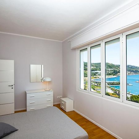 Casa Baia Blu Appartement San Lorenzo al Mare Buitenkant foto