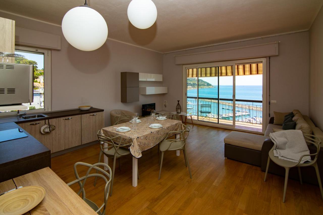 Casa Baia Blu Appartement San Lorenzo al Mare Buitenkant foto