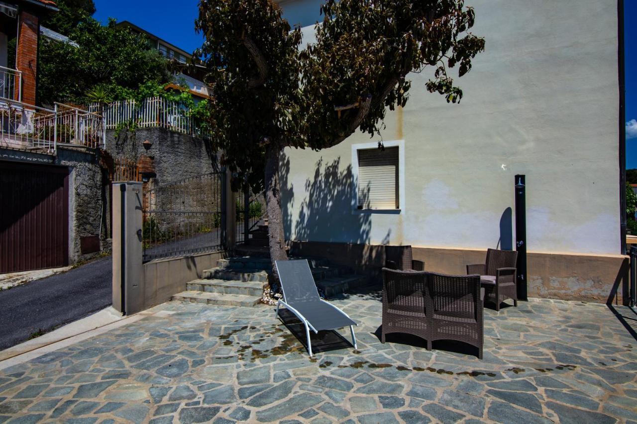 Casa Baia Blu Appartement San Lorenzo al Mare Buitenkant foto
